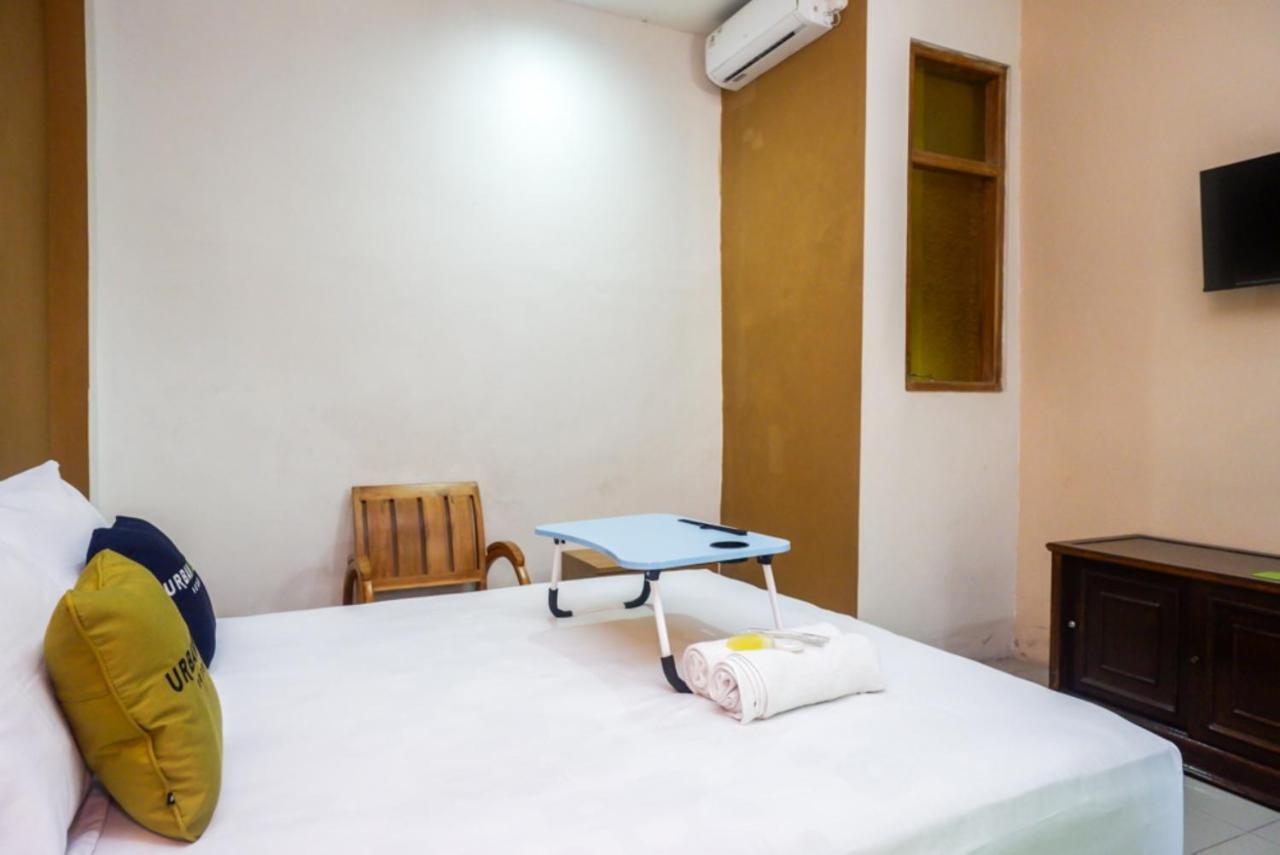 Urbanview Hotel Blok O International By Reddoorz Baturetno المظهر الخارجي الصورة